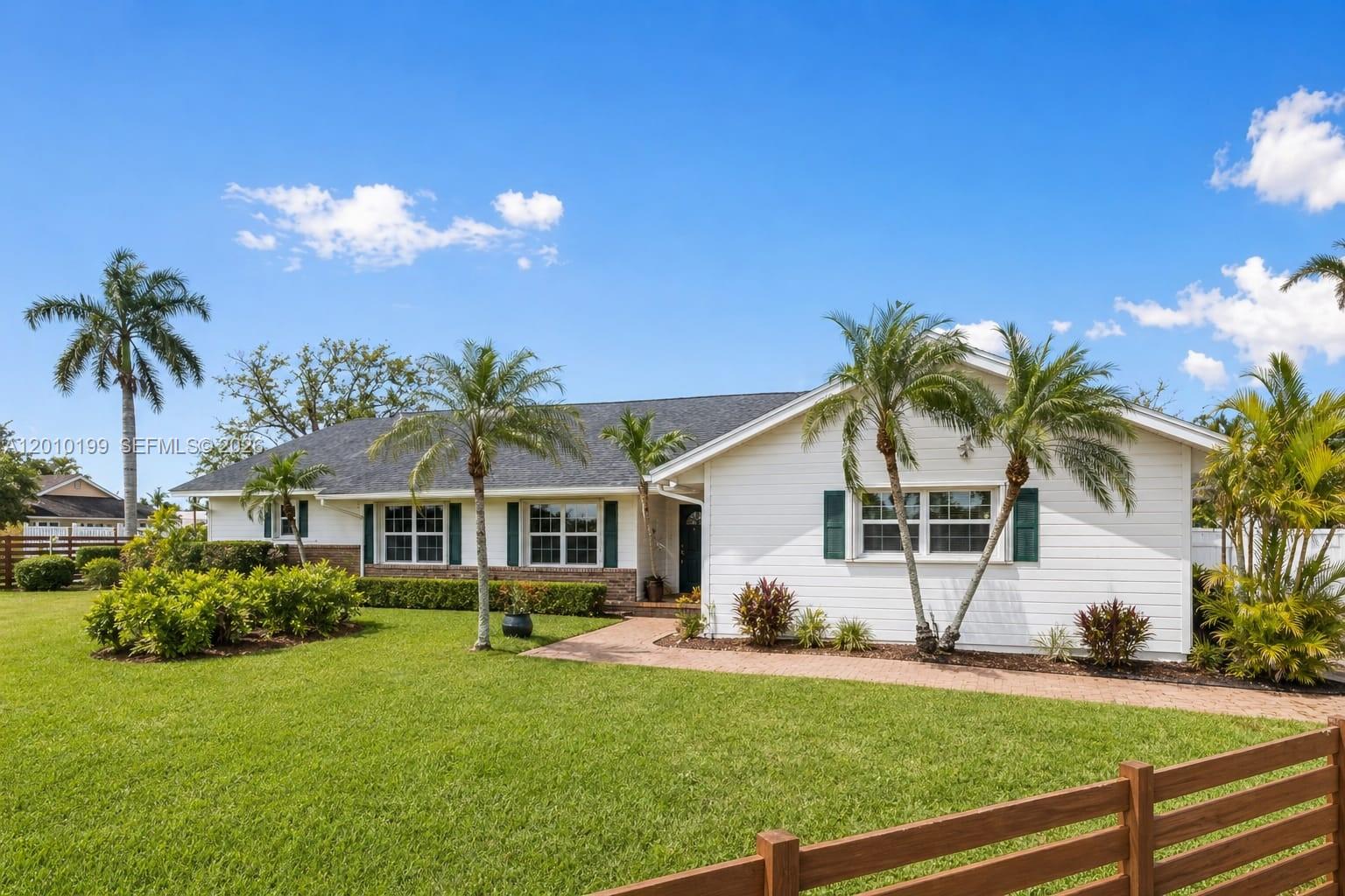 29490 SW 193 AVE, Homestead FL 33030