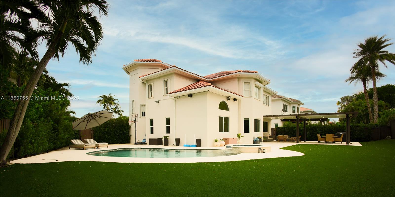 7064 NW 113th Pl, Doral FL 33178