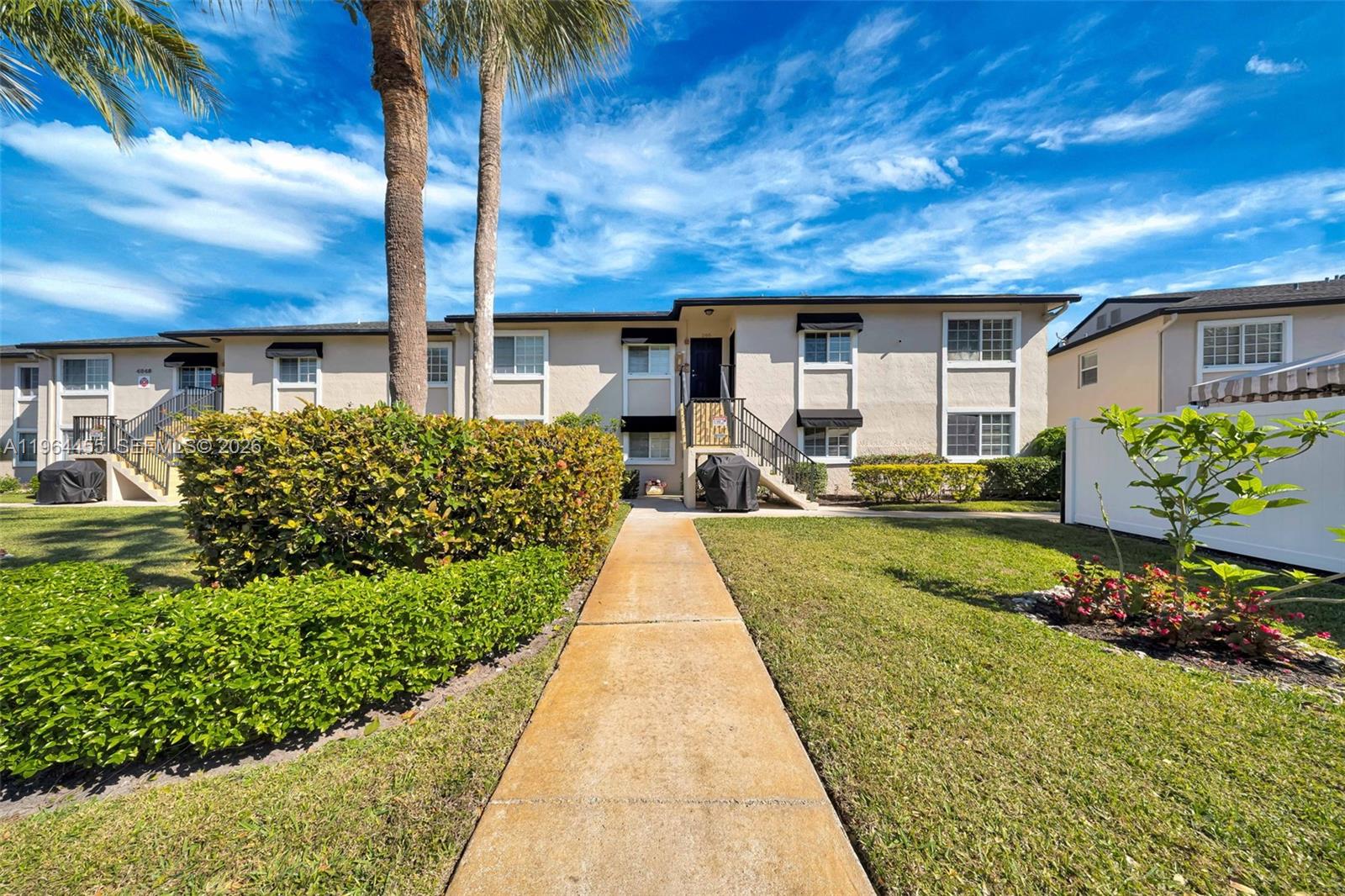 4040 Crystal Lake Dr # 105, Deerfield Beach FL 33064