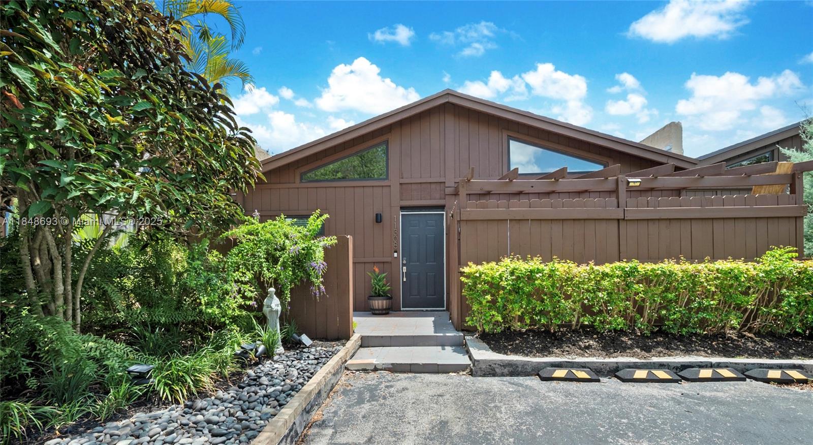 11308 SW 114th Cir Ter, Miami FL 33176