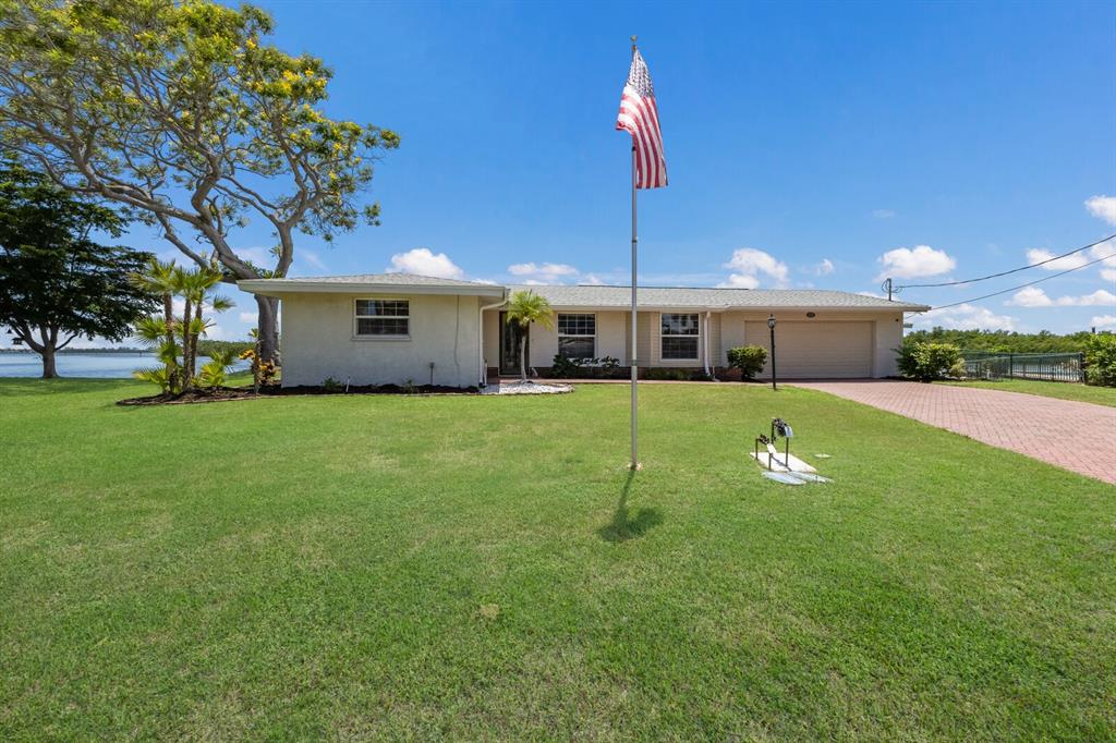 10419 SPOONBILL ROAD W