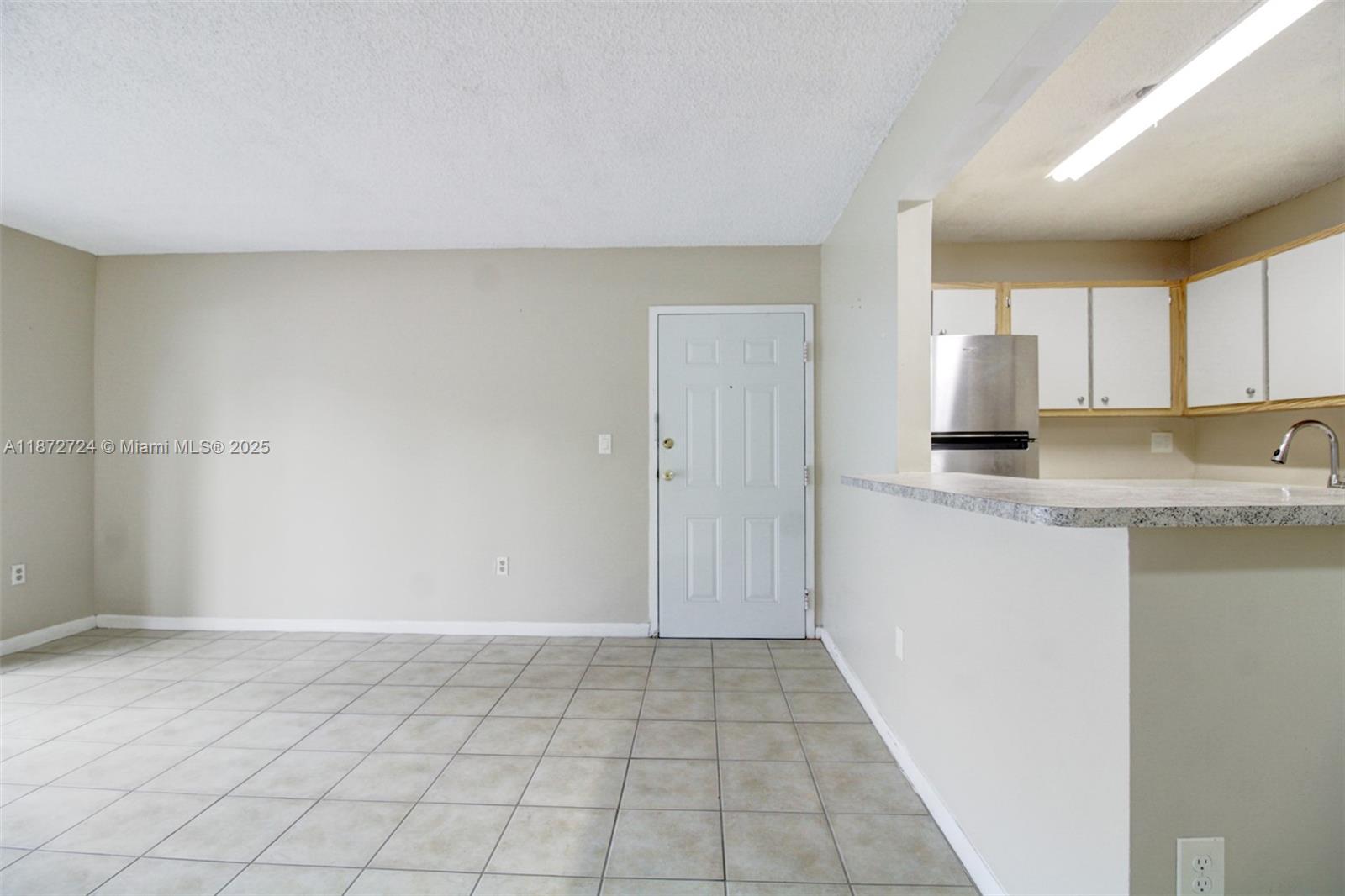 7110 NW 179th St # 108, Hialeah FL 33015