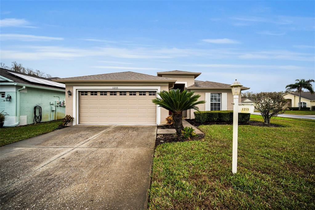 1215 DUSTAN PLACE