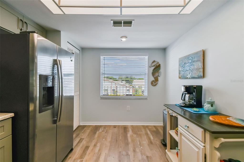7301 29TH AVE DR W UNIT 202, BRADENTON, FL — photo 5 of 30