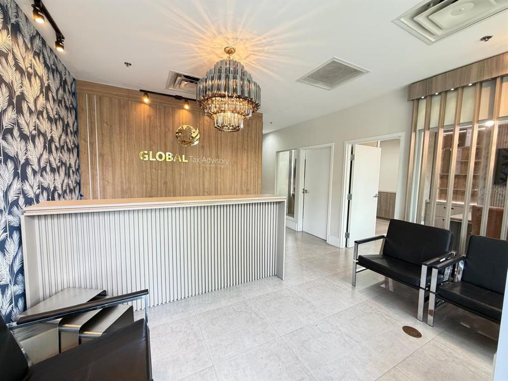 7901 KINGSPOINTE PARKWAY UNIT 15