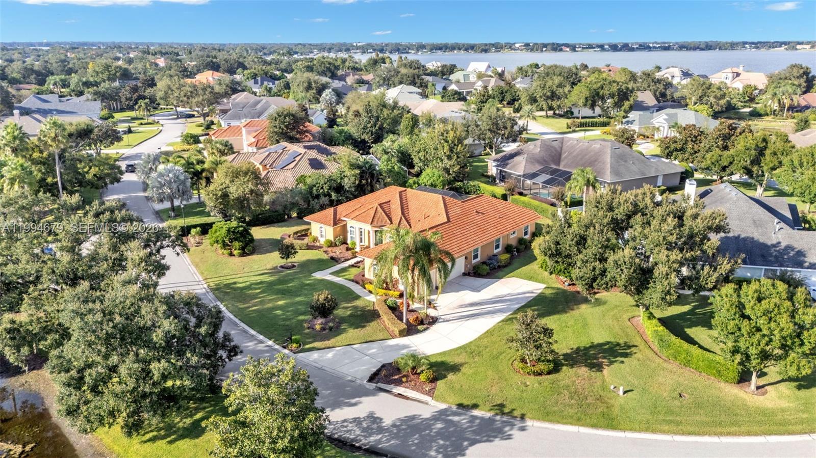 237 Mclean Point, Winter Haven FL 33884, WINTER HAVEN, FL — photo 3 of 30