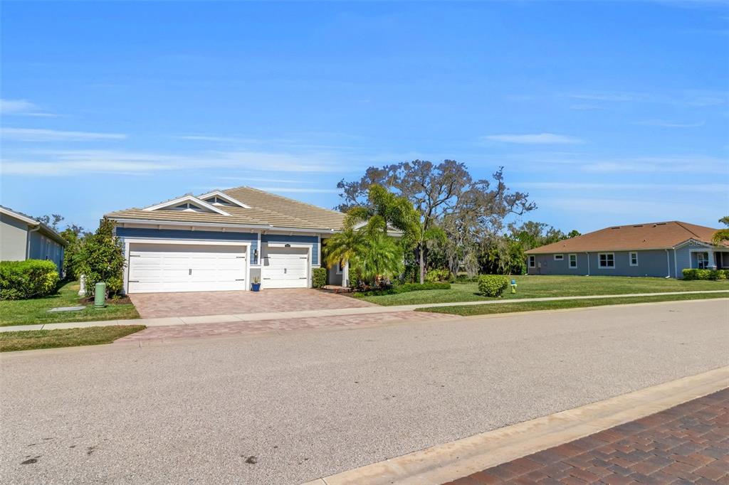 5649 LONG SHORE LOOP, SARASOTA, FL — photo 3 of 30