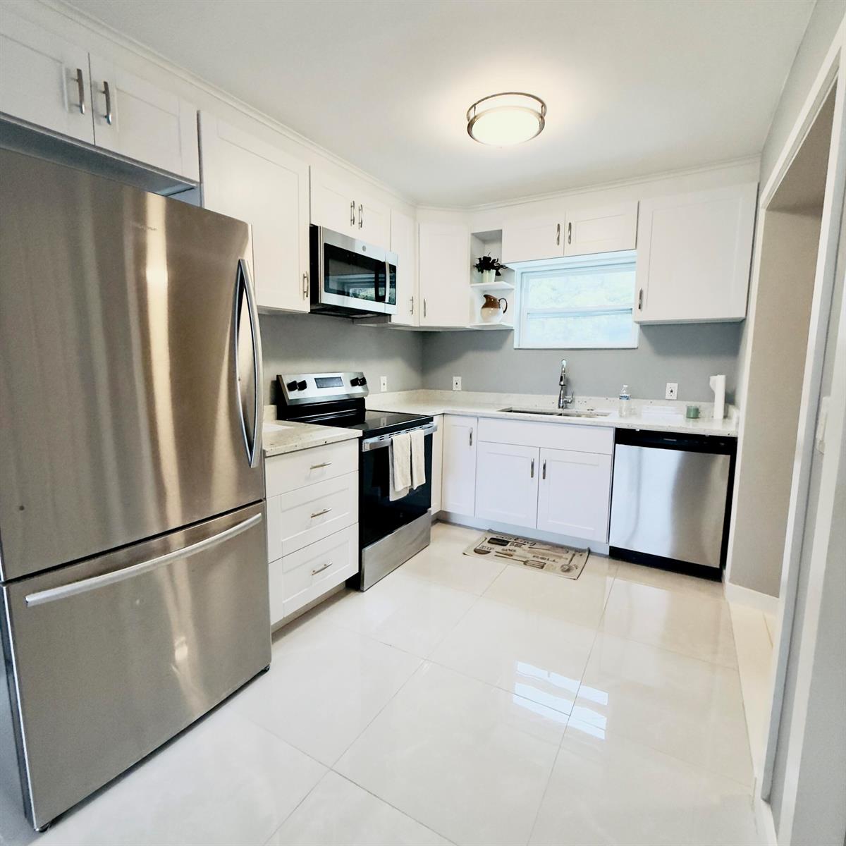 2533 NE 12th Terrace, Pompano Beach FL 33064