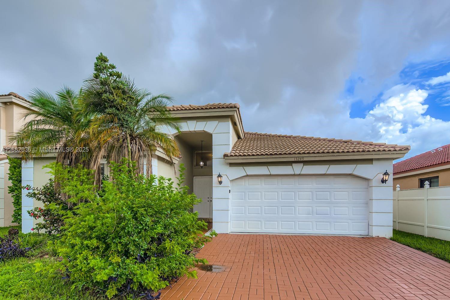 13249 SW 50th St, Miramar FL 33027