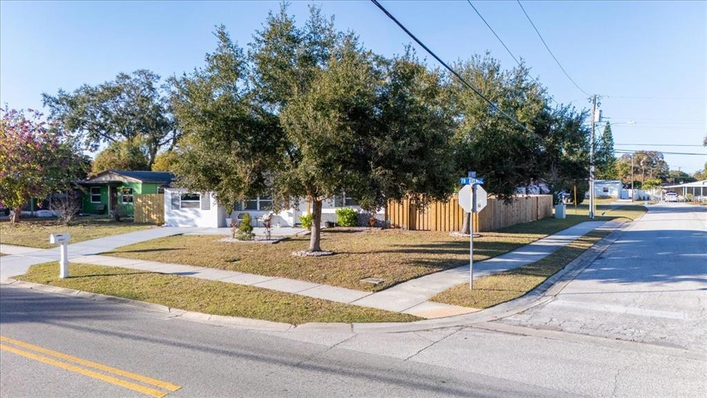 6901 78TH AVENUE N, PINELLAS PARK, FL — photo 5 of 30
