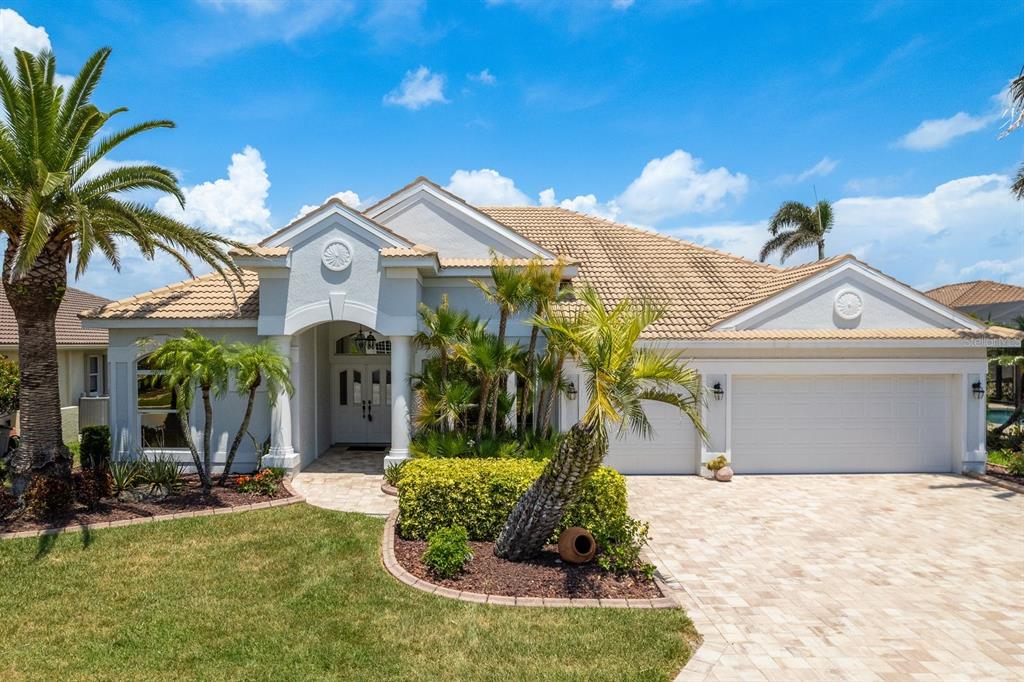 987 CHICKADEE DRIVE