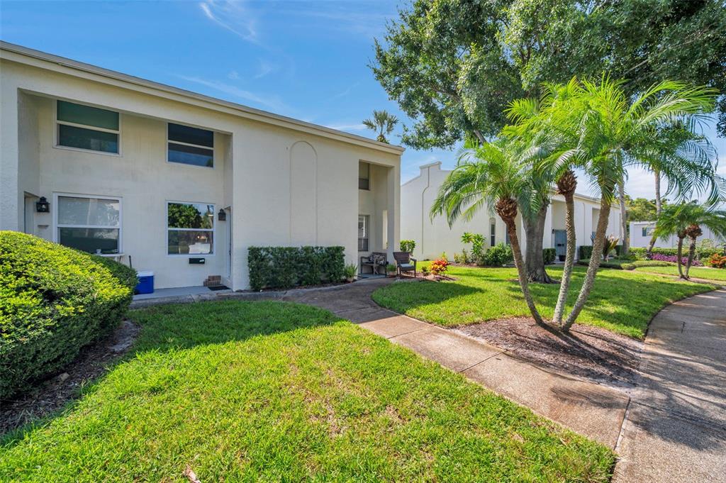 4514 LA CAPRI COURT