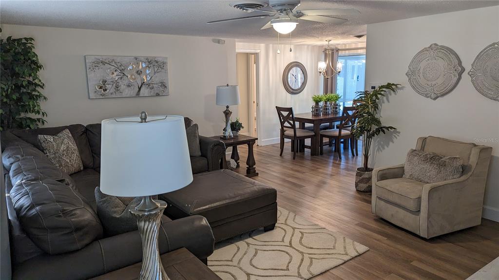 567 BRADENTON ROAD, VENICE, FL — photo 4 of 22