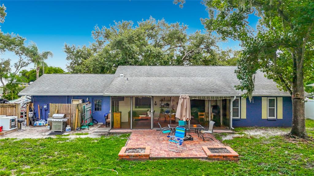 1953 ROLLING GREEN CIRCLE, SARASOTA, FL — photo 5 of 30