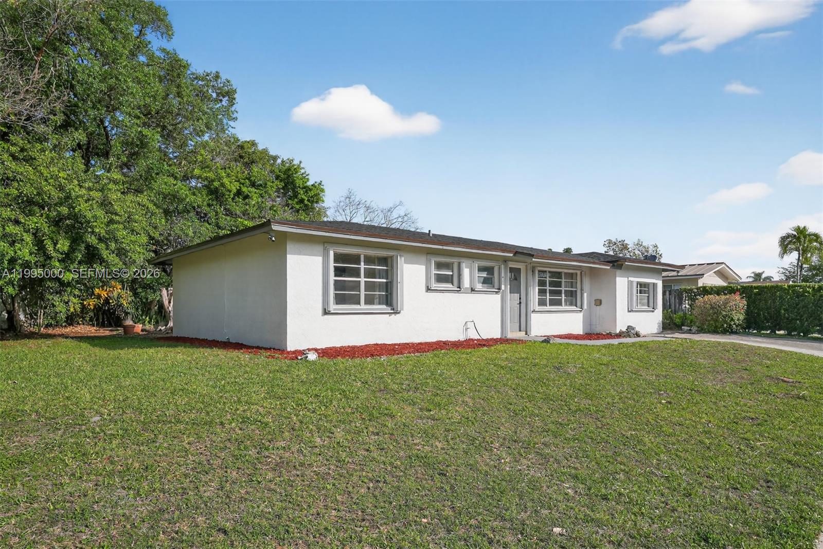 11550 SW 112th Ave, Miami FL 33176