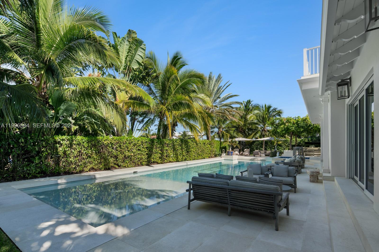 761 Buttonwood Ln, Miami FL 33137