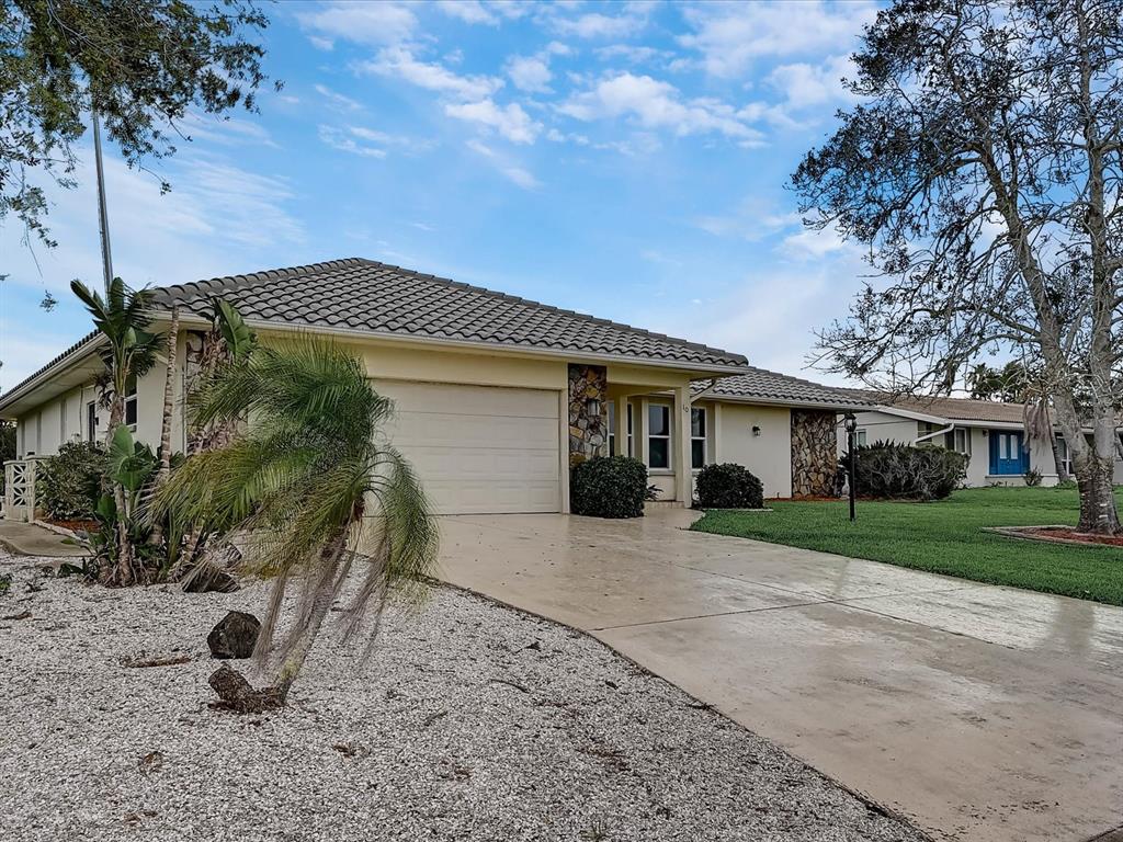 10 STONE MOUNTAIN BOULEVARD, ENGLEWOOD, FL — photo 2 of 30
