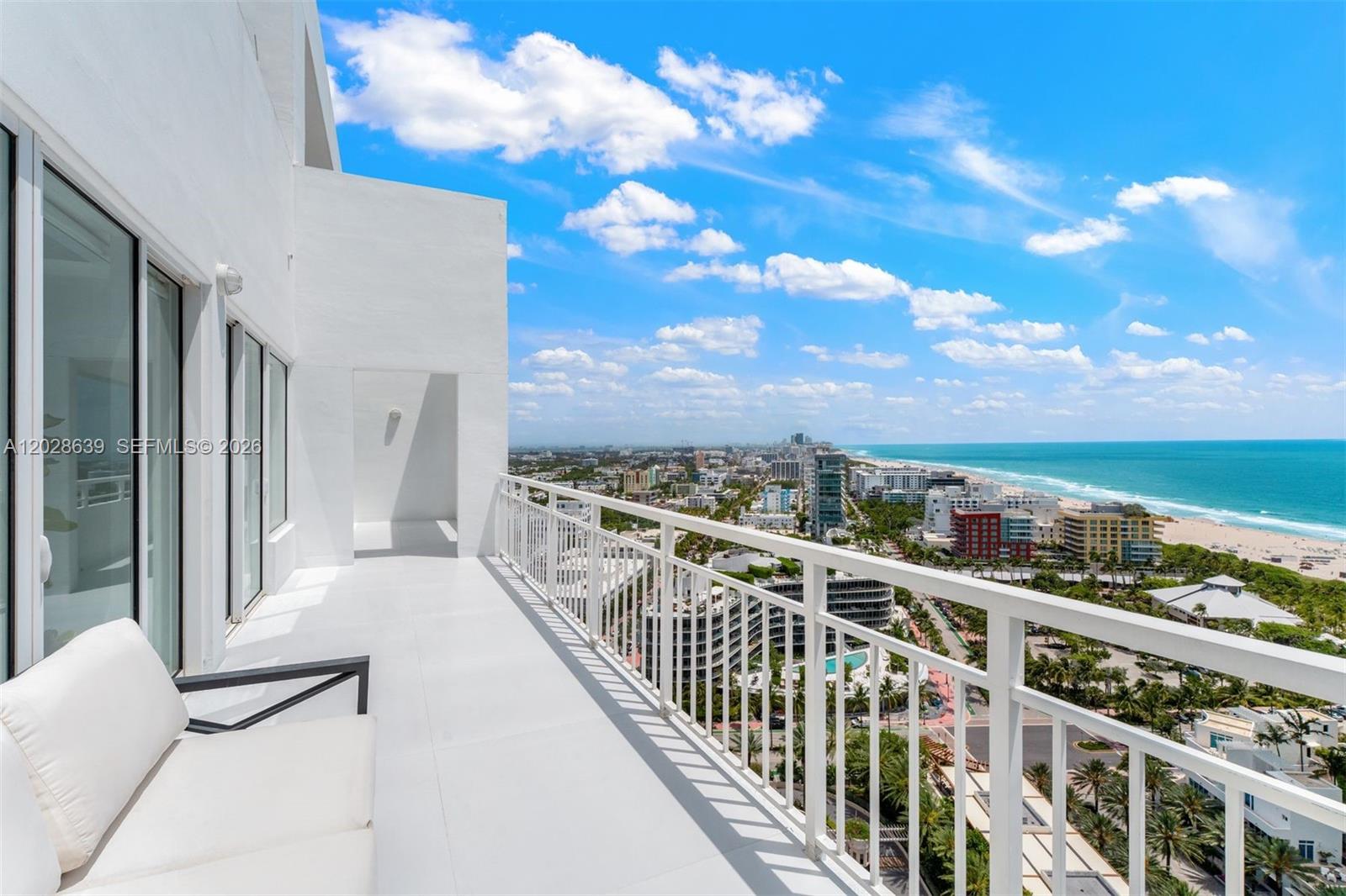 400 S Pointe Dr, Miami Beach FL 33139