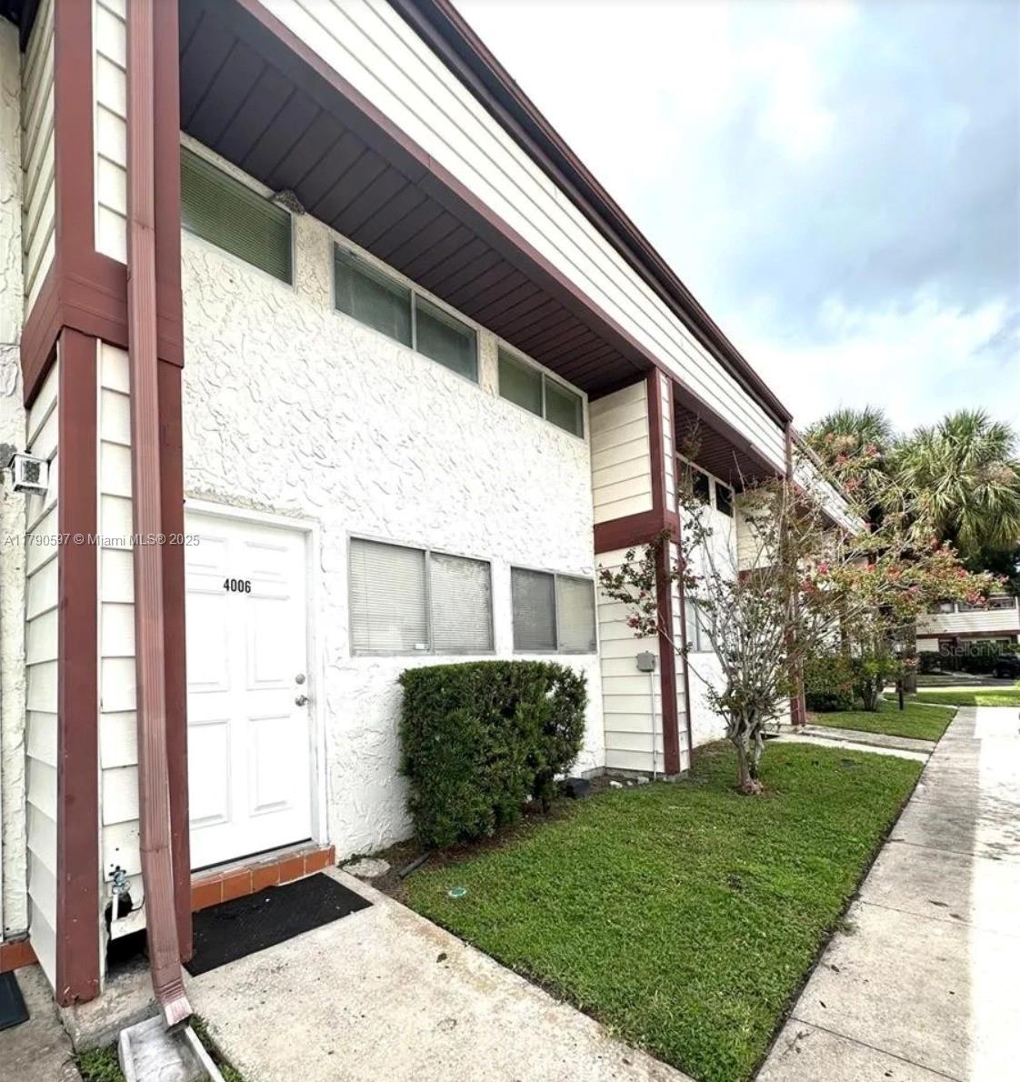 4002 Dolomite # A, Orlando FL 32839