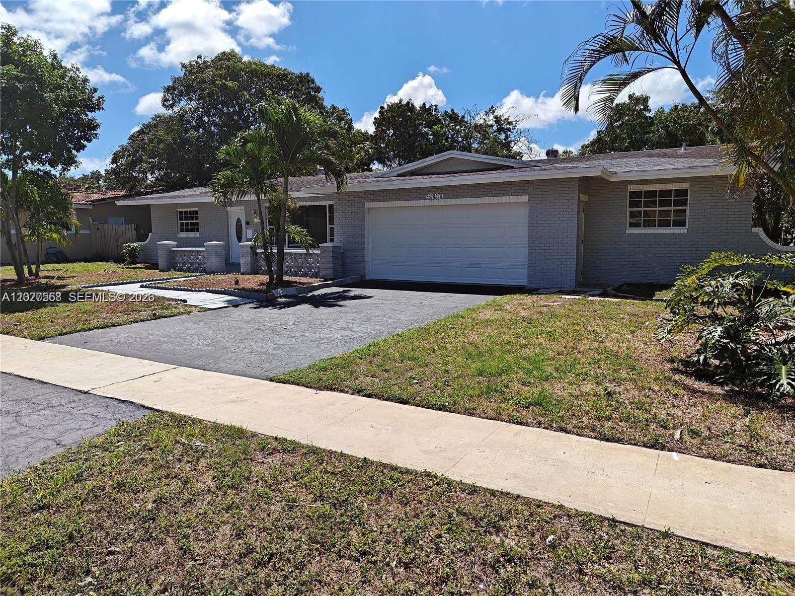 4890 NW 7th St # 2, Plantation FL 33317