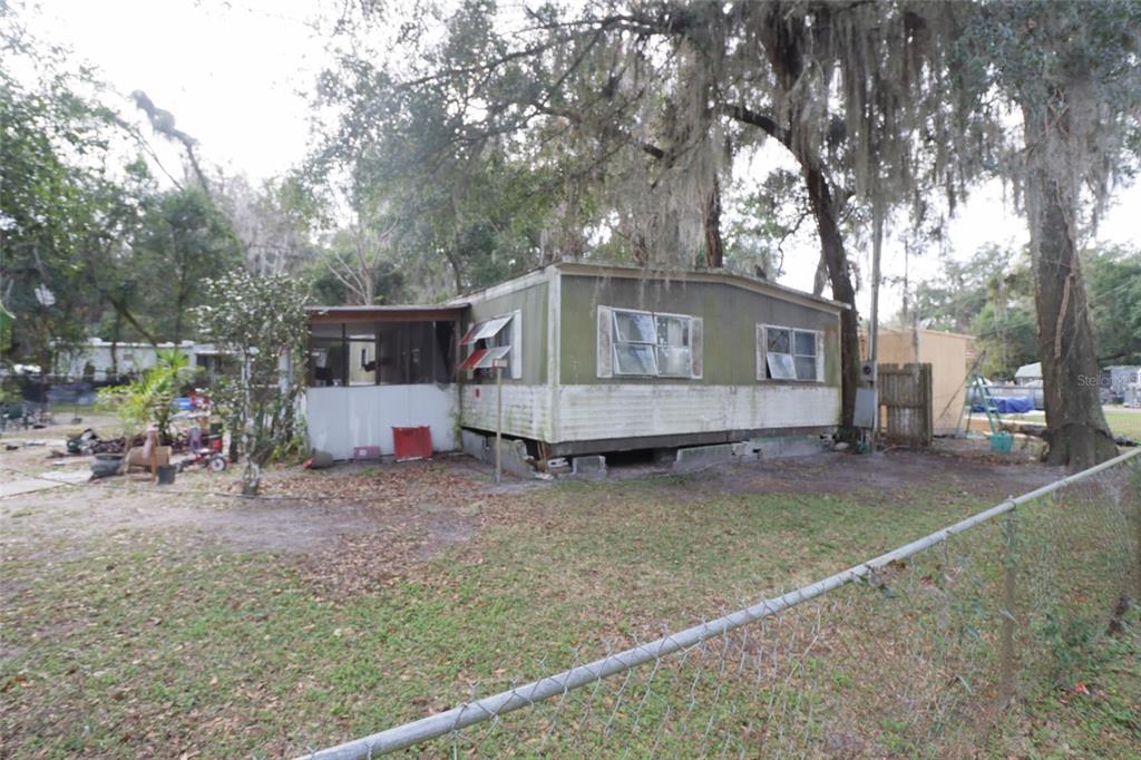 311 NICHOLS STREET