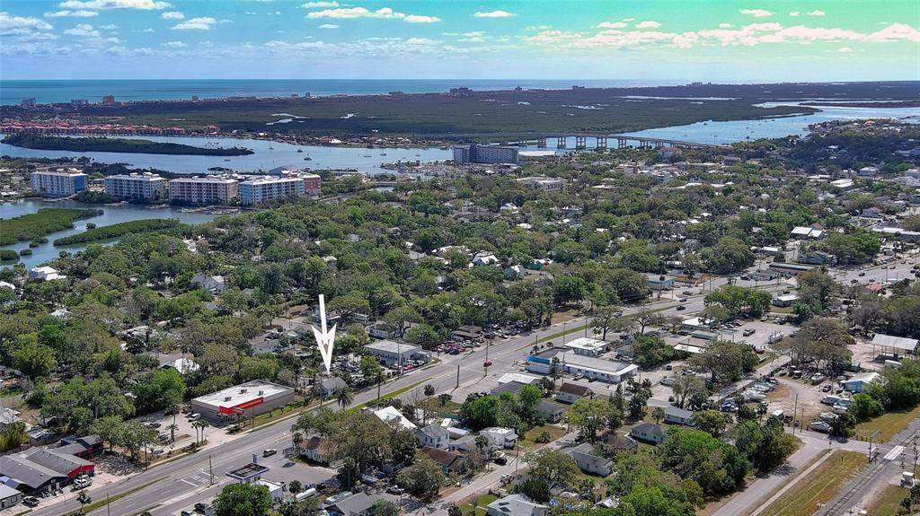 607 N DIXIE FREEWAY, NEW SMYRNA BEACH, FL — photo 4 of 20