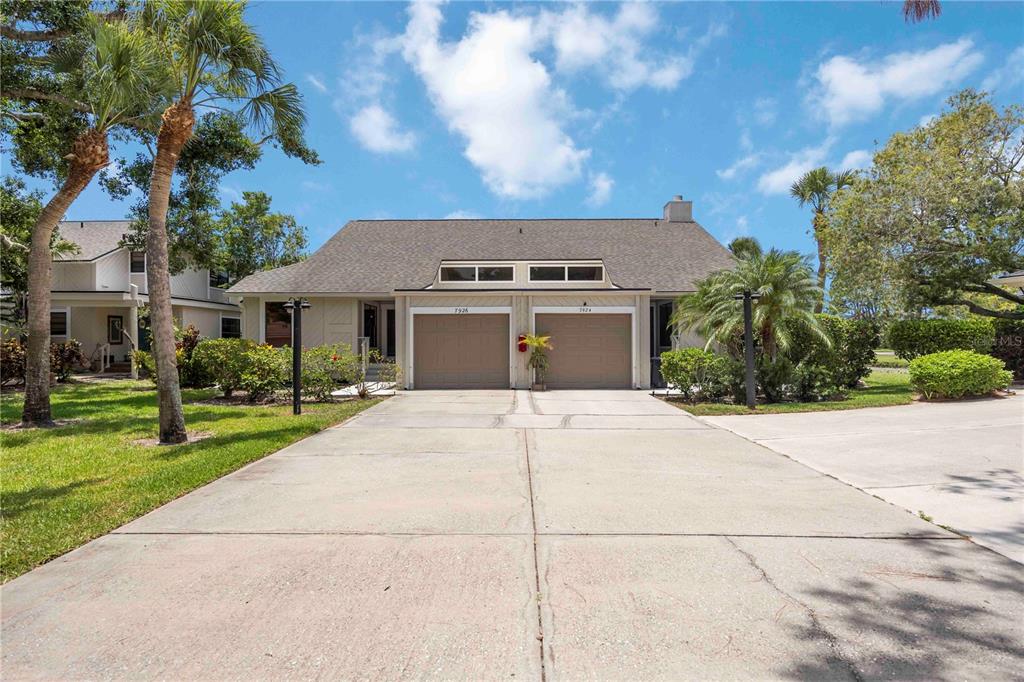 7926 WOODPOINTE COURT UNIT 29