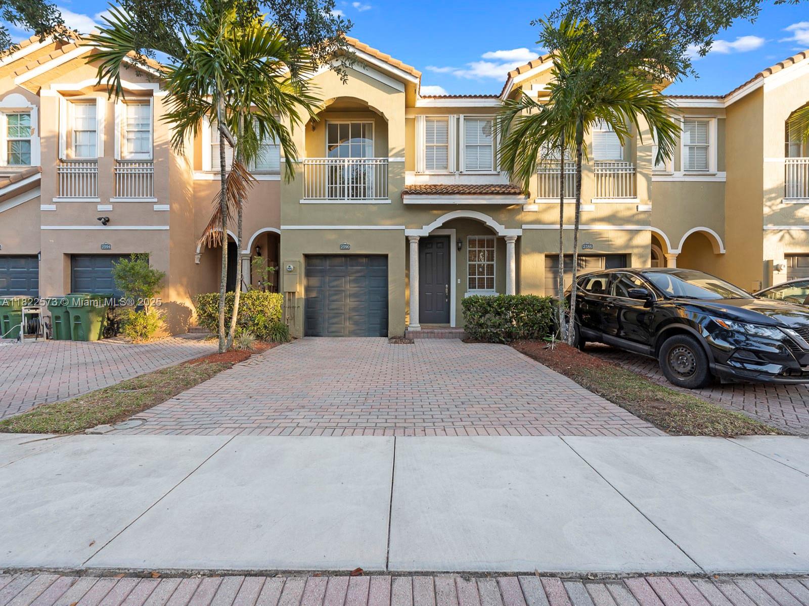 2590 SE 14th St, Homestead FL 33035