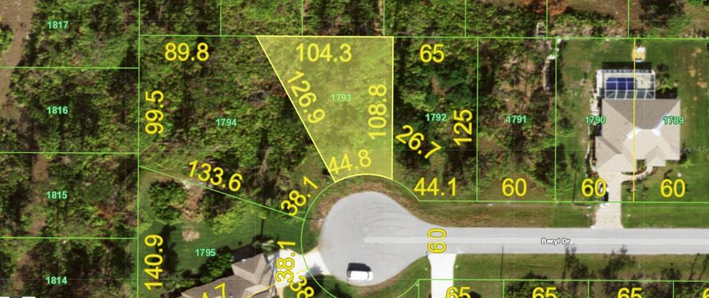 This is a map showing a vacant residential lot highlighted in yellow on a cul-de-sac — 102 BERYL DRIVE, ROTONDA WEST, FL