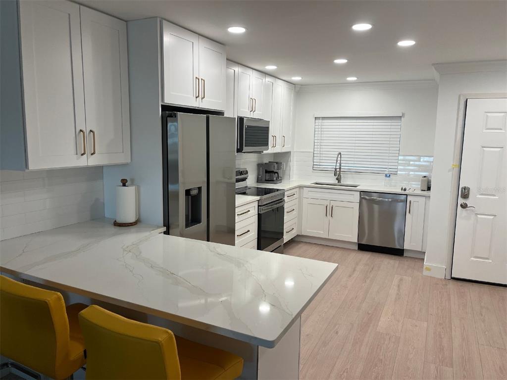 1028 APOLLO BEACH BOULEVARD UNIT 311, APOLLO BEACH, FL — photo 4 of 23
