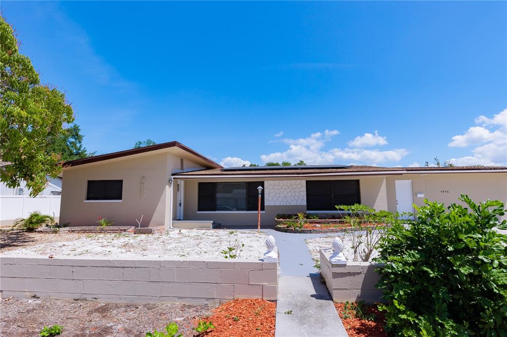 4946 DR MARTIN LUTHER KING JR STREET S