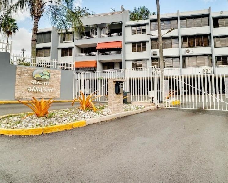 3A BEVERLY HILLS COURT UNIT B-5