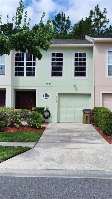 2924 CLARABELLE COURT
