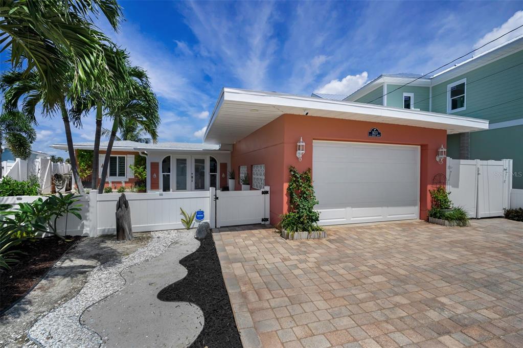 14223 E PARSLEY DRIVE, MADEIRA BEACH, FL — photo 2 of 30