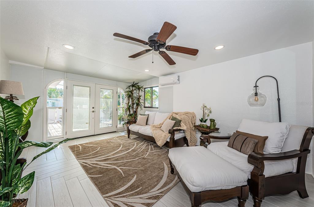14223 E PARSLEY DRIVE, MADEIRA BEACH, FL — photo 3 of 30