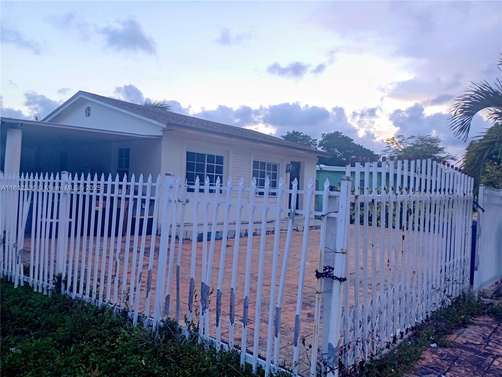 Duplex 1 — MIAMI, FL