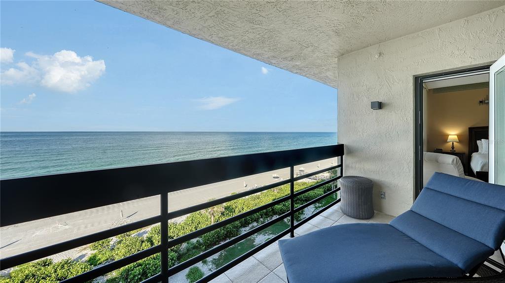 1055 GULF OF MEXICO DRIVE UNIT 504