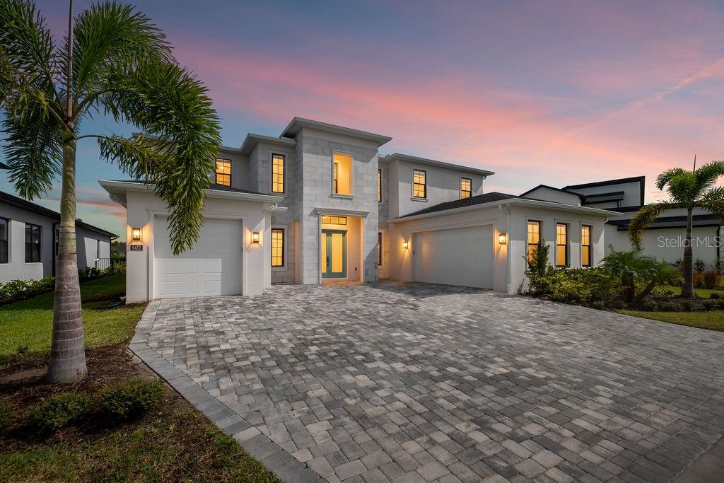 9453 GOLDEN LAUREL LANE