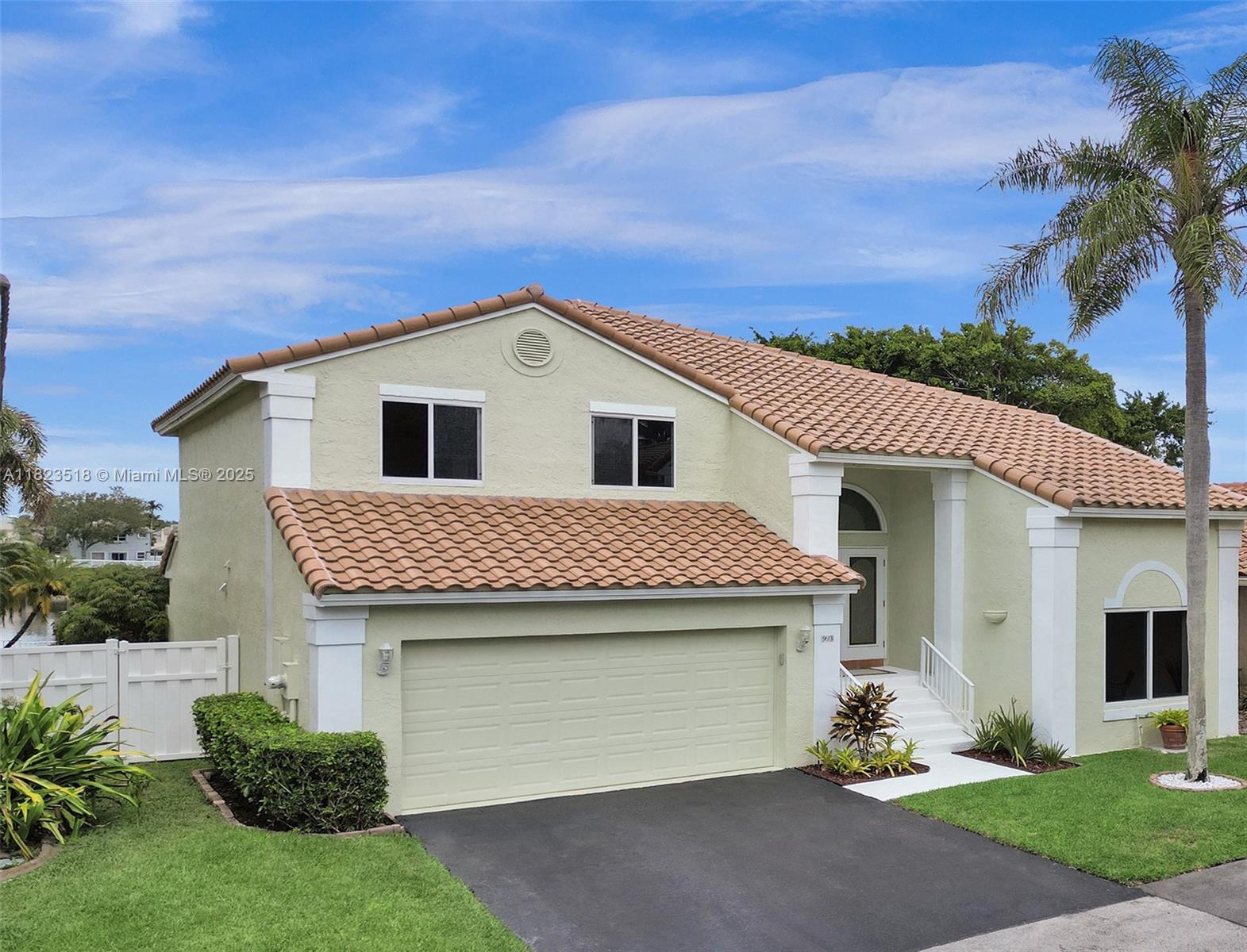 9613 NW 9th Ct, Plantation FL 33324