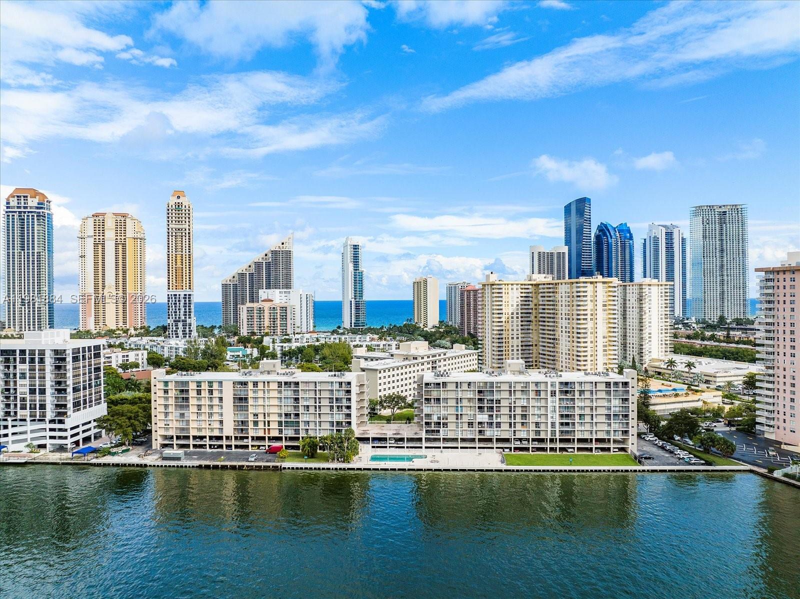 17500 N BAY RD # 707, Sunny Isles Beach FL 33160