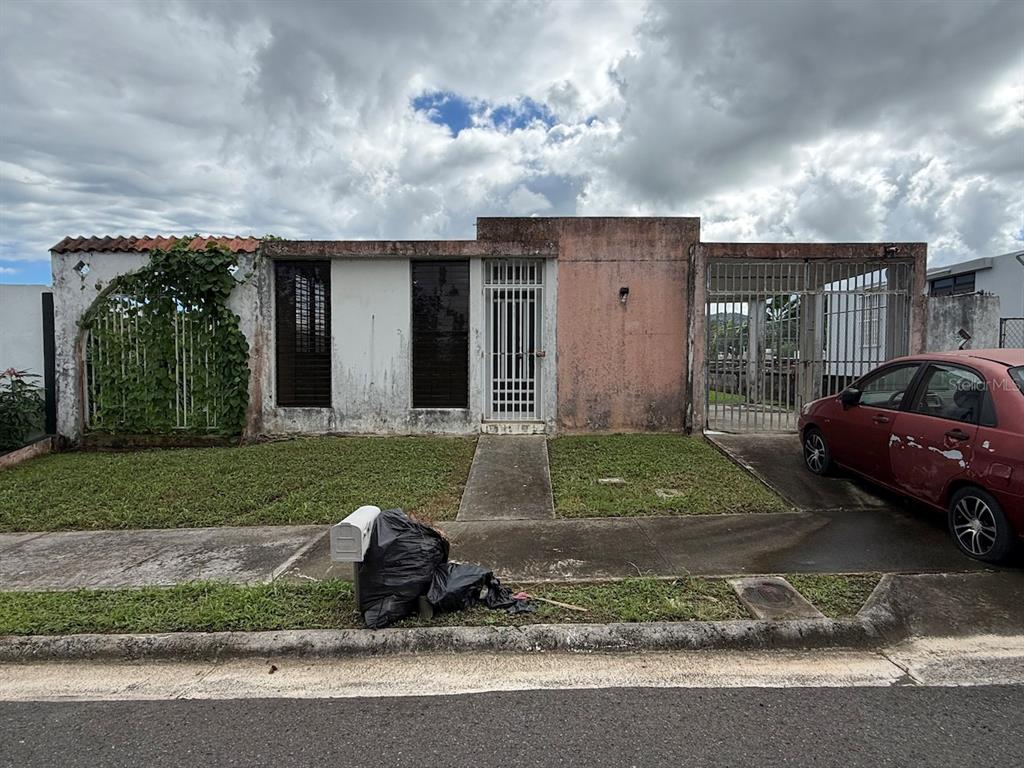 4 St M-32 URB ALTURAS DE SAN PEDRO