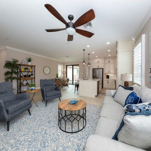 930 E VENICE AVENUE, VENICE, FL — photo 4 of 12