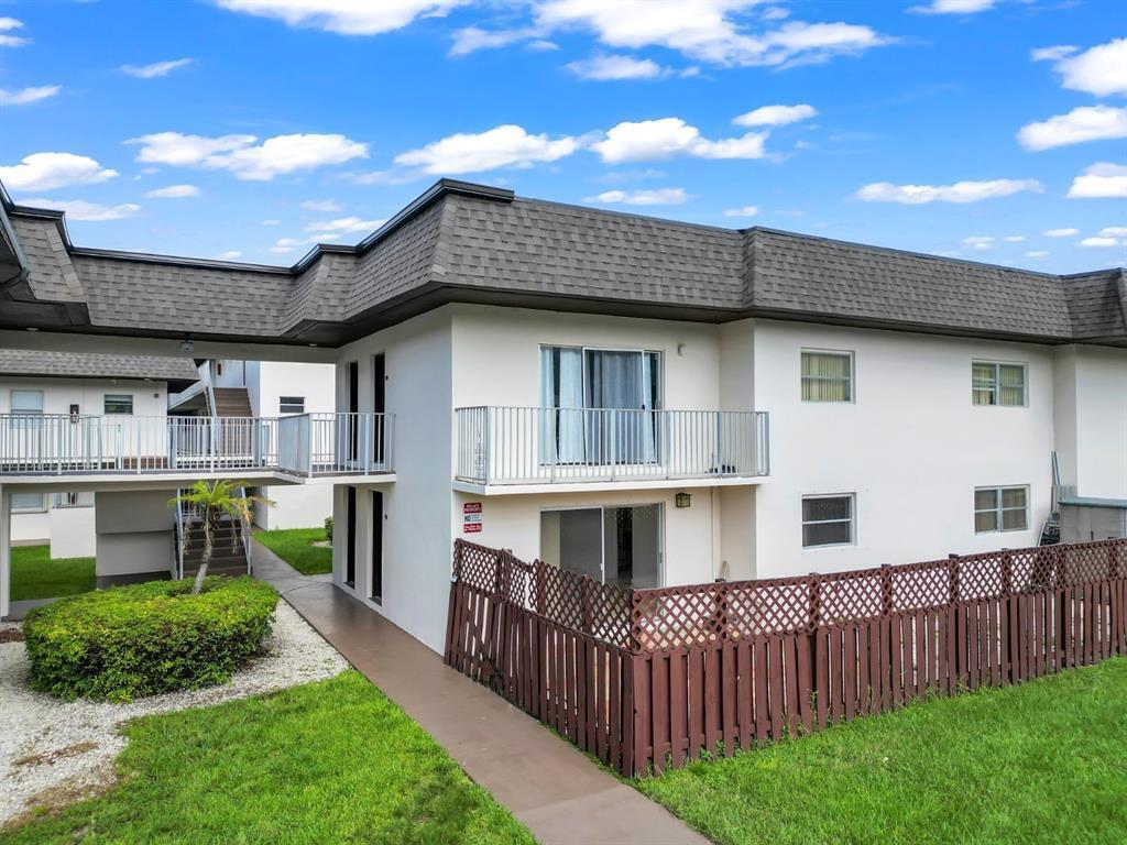 8601 SW 94th Street # 201w, Miami FL 33156