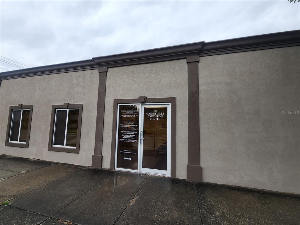 309 NE 1ST STREET