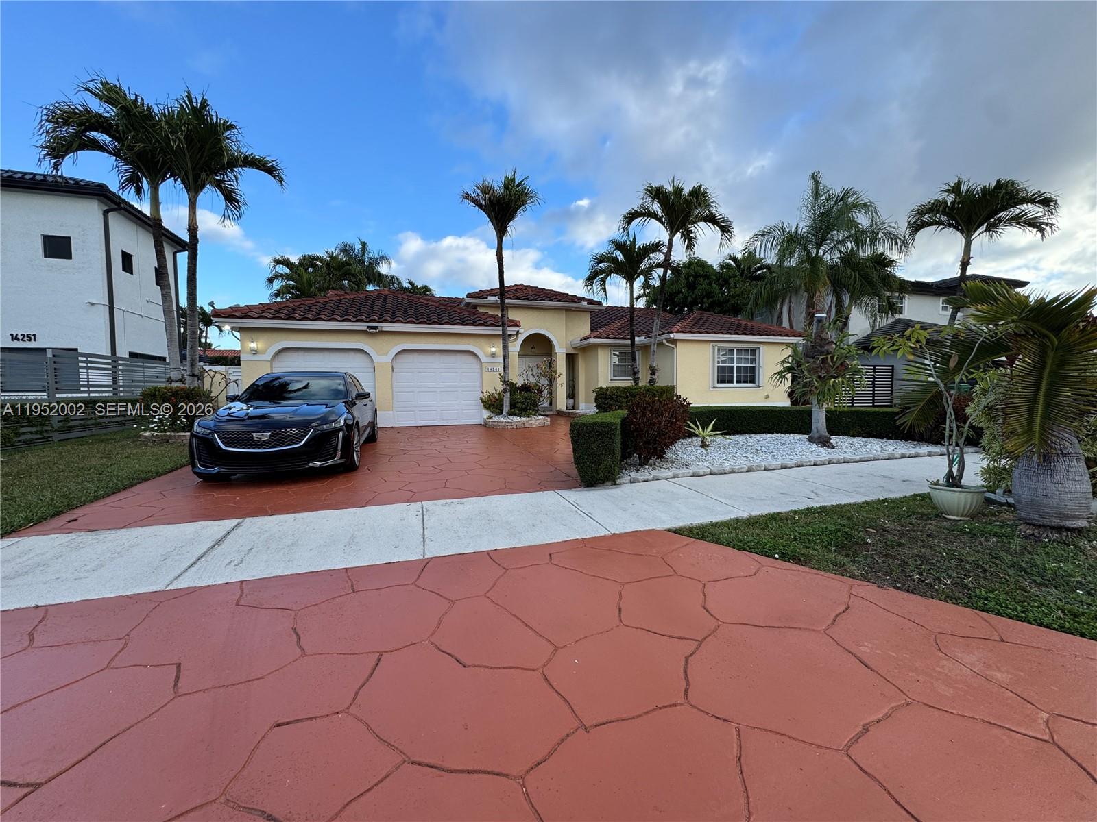 14241 SW 36th St, Miami FL 33175