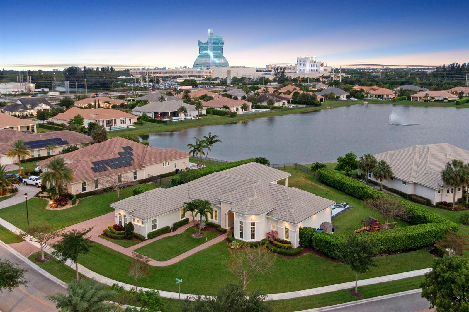 4830 W Sterling Ranch Circle, Davie FL 33314