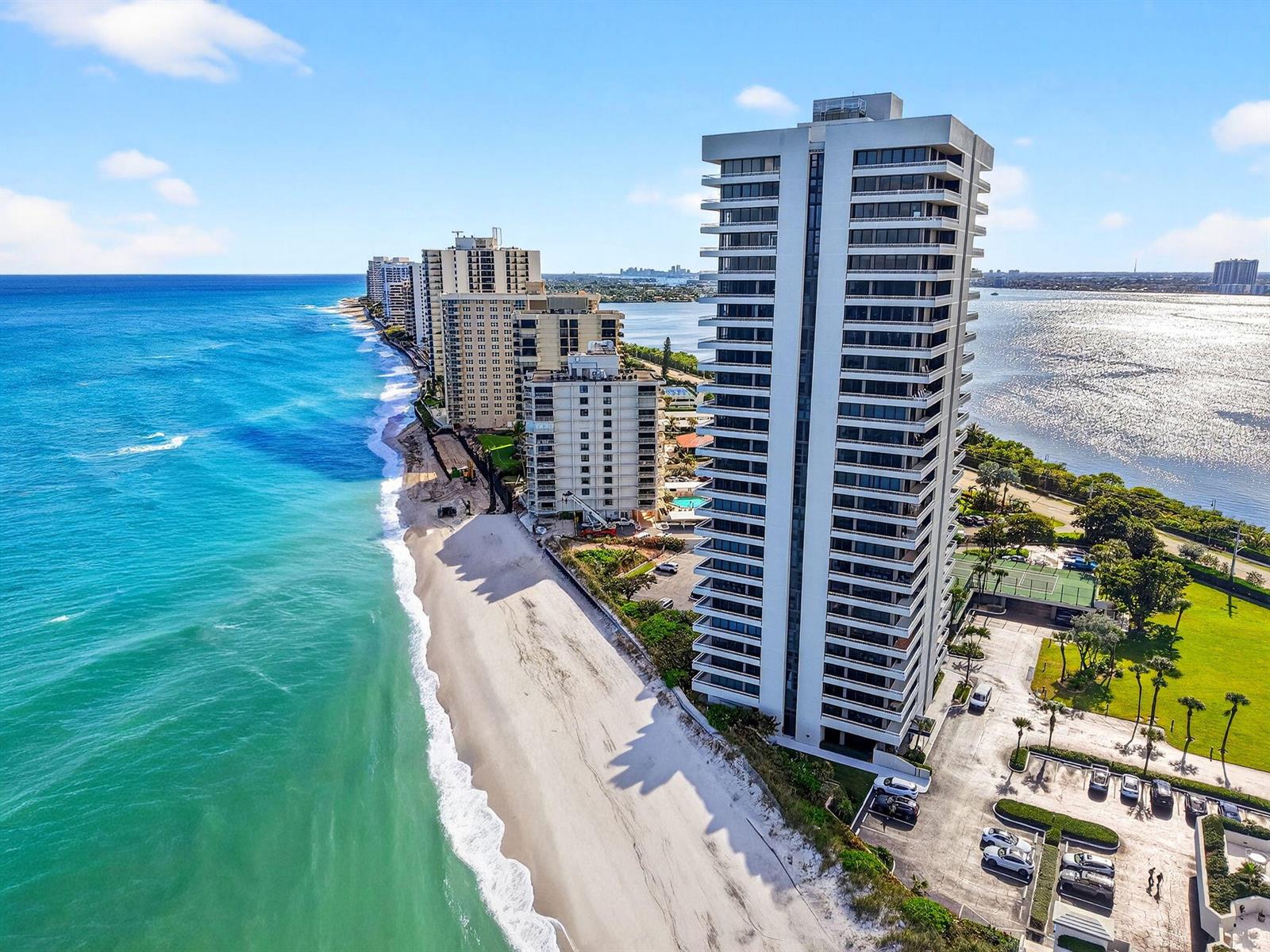 5540 N Ocean Drive # 1c, Singer Island FL 33404