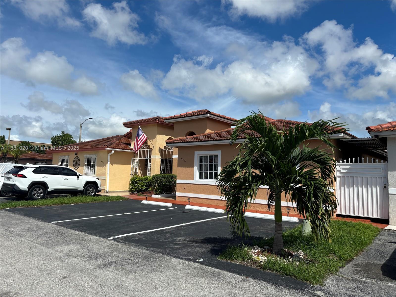 9371 NW 120th Ter, Hialeah Gardens FL 33018