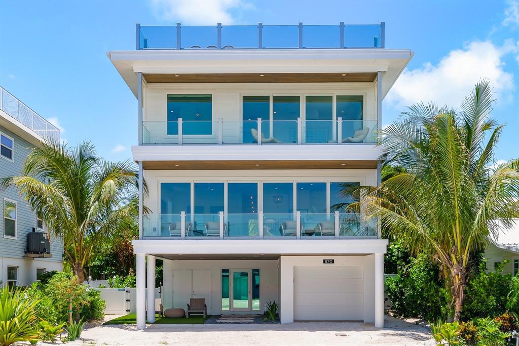 870 N SHORE DRIVE