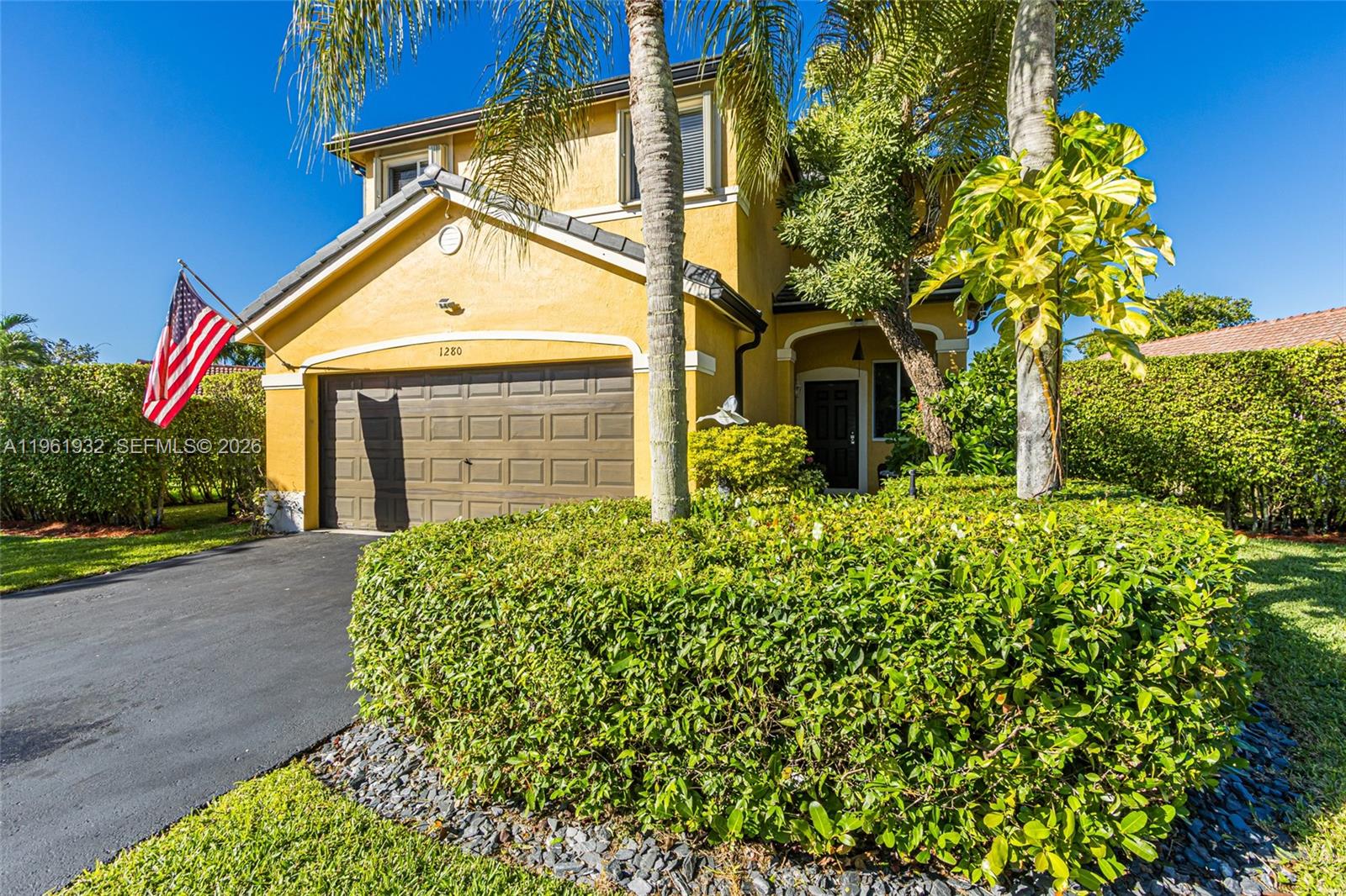 1280 Majesty Ter, Weston FL 33327